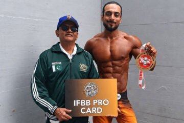 پاکستانی باڈی بلڈر حمزہ راجہ نے مسٹر یونیورس 2026 میں گولڈ میڈل جیت لیا