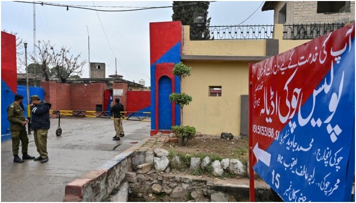 اڈیالہ جیل کے اطراف سکیورٹی سخت، 435 پولیس اہلکار ڈیوٹی پر مامور