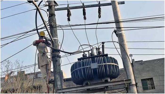 بجلی چوری روکنے کیلئے ٹرانسفارمرز کو الگ الگ بند کرنے کا نظام لانے کا فیصلہ