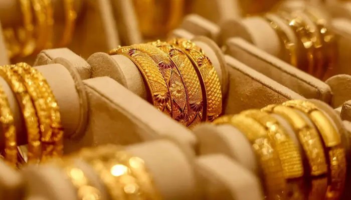 سونے کیقیمت میں 3 ہزار 800 روپے کی کمی
