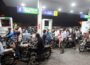 فیول ریلیف اسکیم: 5 لیٹر پیٹرول کی شرط ختم، موٹرسائیکل سواروں کو بڑا ریلیف