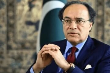 احتجاج اور دھرنوں سے معیشت کو روزانہ 120 ارب روپے نقصان کا خدشہ: وزیر خزانہ 2 احتجاج اور دھرنوں سے معیشت کو روزانہ 120 ارب روپے نقصان کا خدشہ: وزیر خزانہ