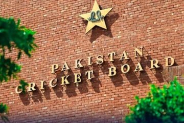 پاکستان کرکٹ ٹیم کے بولنگ کوچ کی تلاش، پی سی بی نے درخواستیں طلب کرلیں