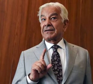 اسلام آباد مارچ پی ٹی آئی کی آخری کوشش ہوگی، خواجہ آصف