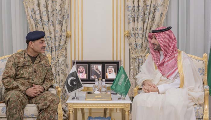 عاصم منیر کی سعودی وزیر دفاع سے ملاقات، حملوں کے خلاف مشترکہ کوششیں جاری رکھنے پر اتفاق