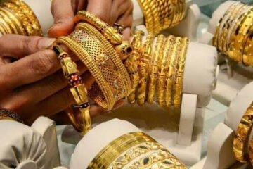 ملک میں سونے کی قیمت میں 4 ہزار 300 روپے کا اضافہ