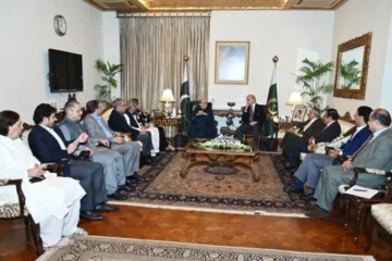 حکومت اور پیپلزپارٹی کا وفد آج پی ٹی آئی قیادت سے مذاکرات کرے گا