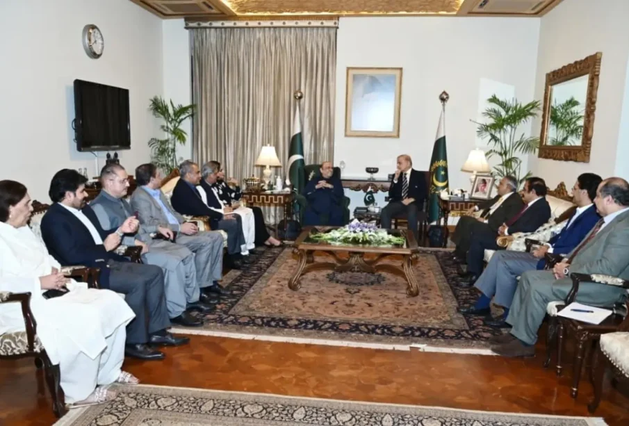 حکومت اور پیپلزپارٹی کا وفد آج پی ٹی آئی قیادت سے مذاکرات کرے گا