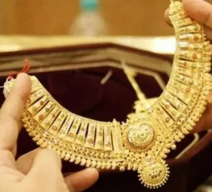 پاکستان میں سونے کی قیمت میں ایک بار پھر اضافہ، فی تولہ 4 لاکھ 40 ہزار سے تجاوز