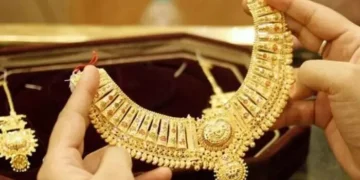 پاکستان میں سونے کی قیمت میں ایک بار پھر اضافہ، فی تولہ 4 لاکھ 40 ہزار سے تجاوز