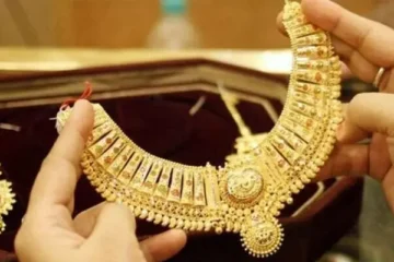 پاکستان میں سونے کی قیمت میں ایک بار پھر اضافہ، فی تولہ 4 لاکھ 40 ہزار سے تجاوز