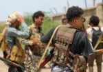 یمن میں جنگ پھر بھڑک اٹھی، حکومتی فورسز کا باب المندب پر کنٹرول کا دعویٰ 2 یمن میں جنگ پھر بھڑک اٹھی، حکومتی فورسز کا باب المندب پر کنٹرول کا دعویٰ