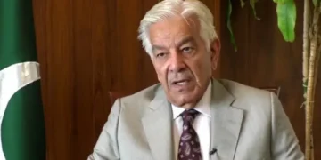 اسلام آباد پر حملہ ہوا تو دفاع کریں گے، گورنر راج آخری آپشن ہے: خواجہ آصف
