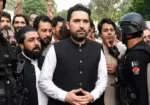 سہیل آفریدی اور جنید اکبر کی گرفتاری کا دعویٰ، سرکاری تصدیق تاحال سامنے نہ آ سکی