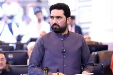 سہیل آفریدی کی نااہلی سے متعلق درخواست نمٹا دی گئی، آئینی عدالت کا فیصلہ 4 سہیل آفریدی کی نااہلی سے متعلق درخواست نمٹا دی گئی، آئینی عدالت کا فیصلہ