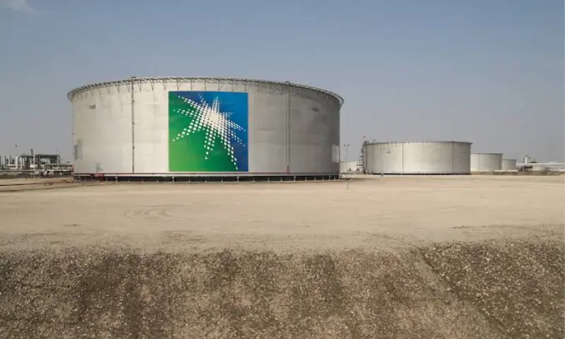 سعودی عرب: حوثی حملے میں آرامکو ہیڈکوارٹر کو نقصان پہنچنے کی اطلاعات 1 سعودی عرب: حوثی حملے میں آرامکو ہیڈکوارٹر کو نقصان پہنچنے کی اطلاعات