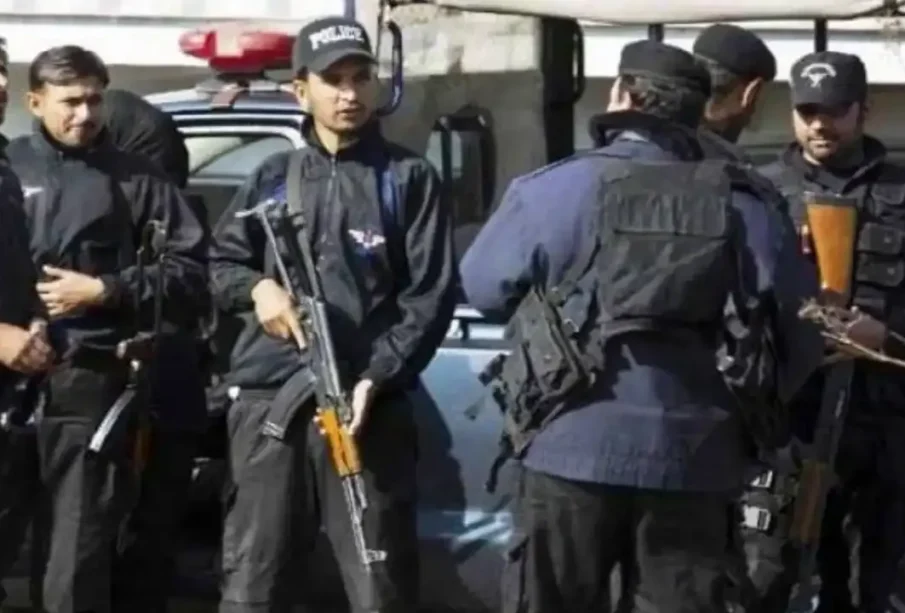 پشاور میں پولیس چوکی پر دہشت گردوں کا حملہ ناکام، ایک اہلکار شہید، تین زخمی