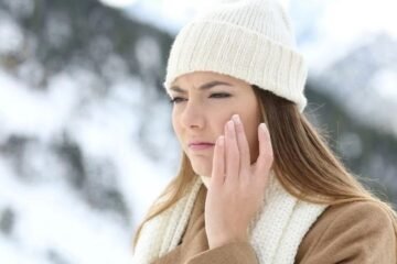 سردیوں میں جلد کی خشکی سے بچاؤ کے لیے اسکن کیئر کے 5 آسان طریقے