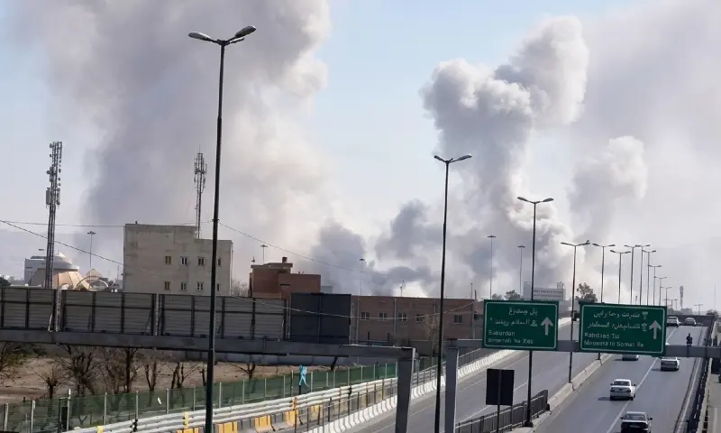 سعودی عرب میں ڈرون حملے، 3 افراد ہلاک، پاکستانی شہری سمیت 10 زخمی