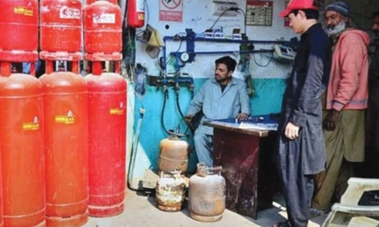 22184241 موسم سرما سے پہلے ایل پی جی مہنگی 3405454