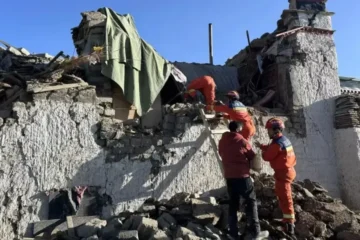 چین میں 7.0 شدت کے زلزلے نے تباہی مچا دی، 16 افراد ہلاک اور 65 زخمی