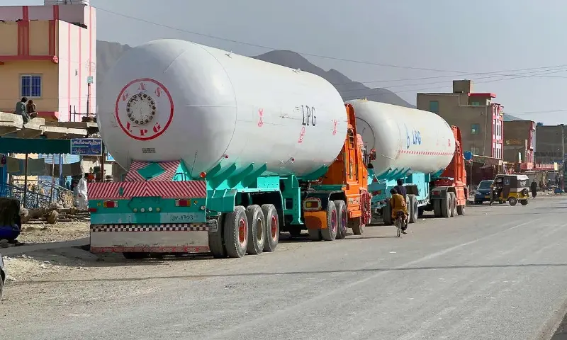 پاکستان میں ایل پی جی کی سپلائی بہتر ہونے لگی، قیمتوں میں 70 روپے فی کلو تک کمی کی توقع 1 پاکستان میں ایل پی جی کی سپلائی بہتر ہونے لگی، قیمتوں میں 70 روپے فی کلو تک کمی کی توقع