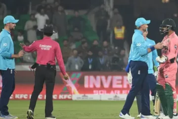 حارث رؤف پر جرمانہ عائد، انگلش کپتان ہیری بروک بھی سزا کے مستحق قرار 2 حارث رؤف پر جرمانہ عائد، انگلش کپتان ہیری بروک بھی سزا کے مستحق قرار