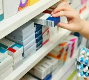 پاکستان میں 100 سے زائد اہم ادویات کی قلت، مریضوں کو مشکلات کا سامنا