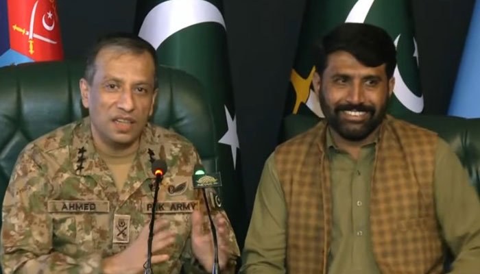 بھارتی دعوے کی قلعی کھل گئی؟ محمد آصف زندہ سلامت سامنے آگئے 1 بھارتی دعوے کی قلعی کھل گئی؟ محمد آصف زندہ سلامت سامنے آگئے