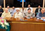 محمود اچکزئی کا اسپیکر چیمبر جانے سے انکار، پی ٹی آئی نے مذاکرات کیلئے نیا وفد بنا دیا 11 محمود اچکزئی کا اسپیکر چیمبر جانے سے انکار، پی ٹی آئی نے مذاکرات کیلئے نیا وفد بنا دیا