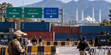 گزشتہ واقعات سے سبق، اس بار اسلام آباد میں کیا بدل گیا؟