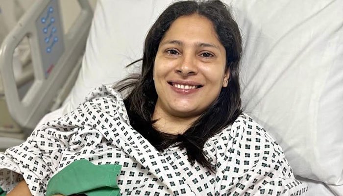 سعدیہ اقبال کے گھٹنے کی سرجری کامیاب، 3 ماہ میں واپسی متوقع