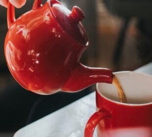 چائے پینے کی عادت دل کی صحت پر کیا اثر ڈالتی ہے؟ نئی تحقیق میں اہم انکشاف
