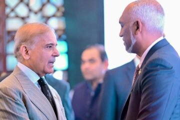 وزیراعظم کی کراچی اور مالدیپ کے درمیان براہ راست پروازیں چلانے کی ہدایت