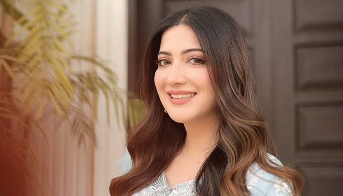 اداکارہ ایمن سلیم کا پیپلز پارٹی میں شمولیت کا اعلان 1 اداکارہ ایمن سلیم کا پیپلز پارٹی میں شمولیت کا اعلان