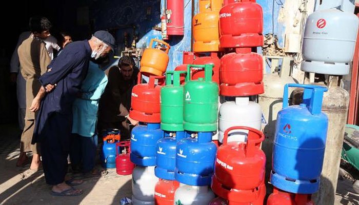 444559_855ایل پی جی کی قیمتوں میں کمی نہ آسکی، مختلف شہروں میں فی کلو نرخ 650 روپے تک برقرار0154_updates