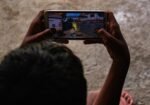 پاکستان میں بچوں کو خطرناک آن لائن گروہوں سے لاحق خطرات، والدین کو محتاط رہنے کی ہدایت 3 پاکستان میں بچوں کو خطرناک آن لائن گروہوں سے لاحق خطرات، والدین کو محتاط رہنے کی ہدایت