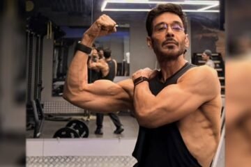 جم میں مسلز کی نمائش فیصل قریشی کو مہنگی پڑگئی؟ 2 جم میں مسلز کی نمائش فیصل قریشی کو مہنگی پڑگئی؟