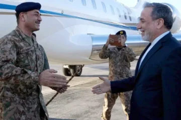 عاصم منیر کا دورۂ ایران، خطے کی سیاست میں کیا نیا موڑ آنے والا ہے؟